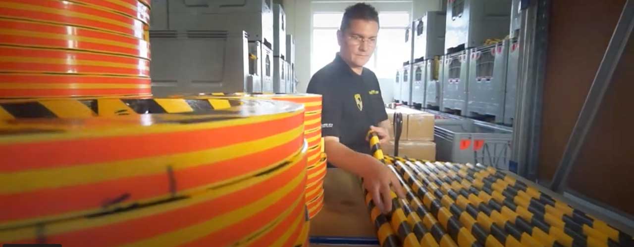 KNUFFI® SAFETY - PROFILE OSTRZEGAWCZE I OCHRONNE Z OPATENTOWANYM PROCESEM PRODUKCJI